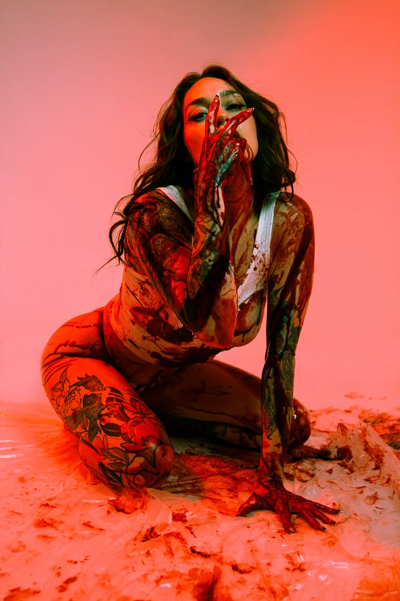 Blood Shoot, portrait 13 — photography by Cameron Cloud