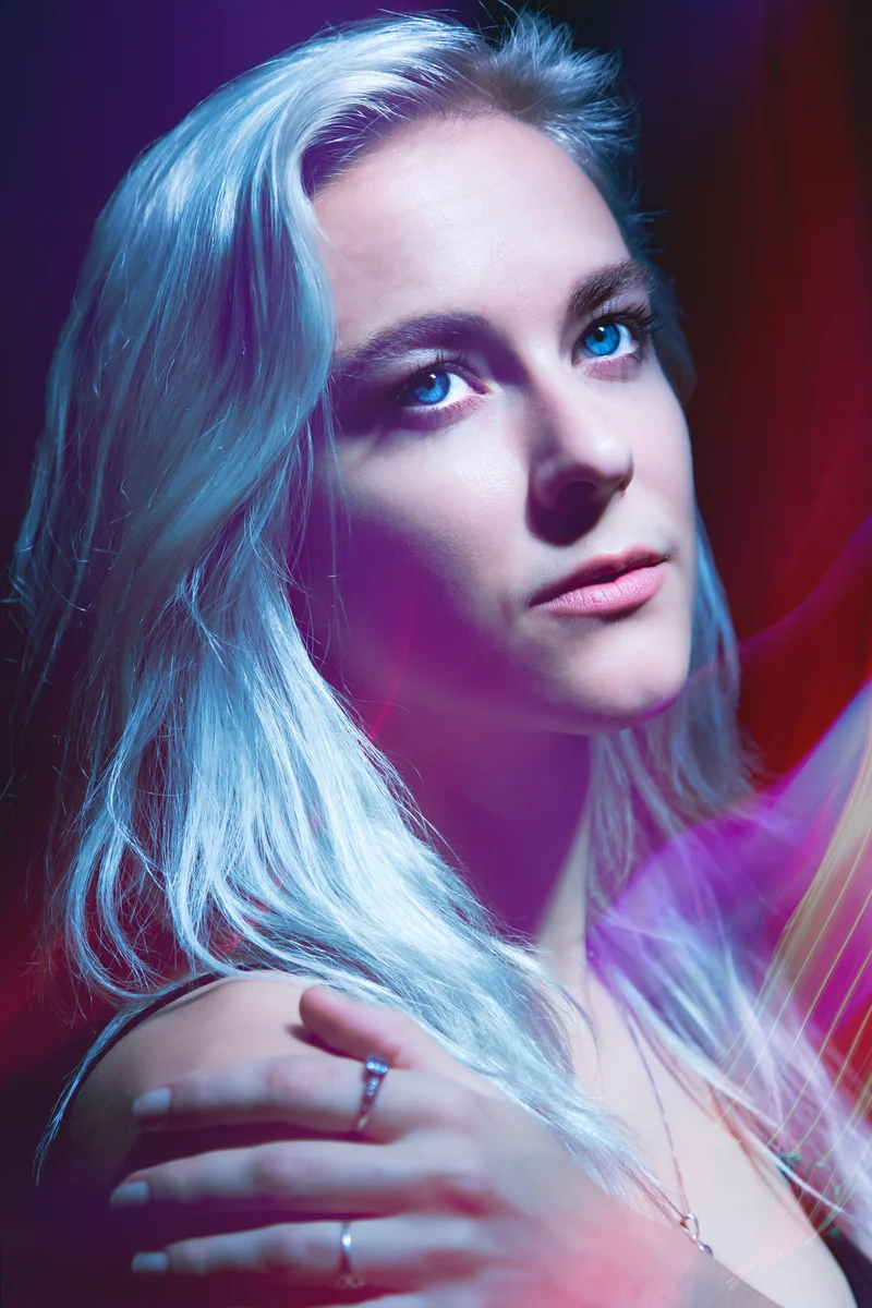Lauren GLow — photography by Cameron Cloud